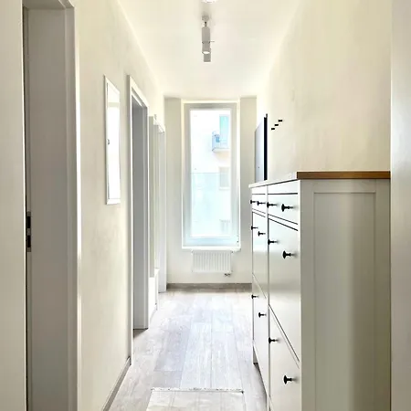 Apartmán A Modern & Newly Designed